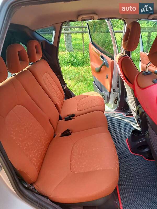 Хетчбек Mercedes-Benz A-Class 2001 в Ужгороді