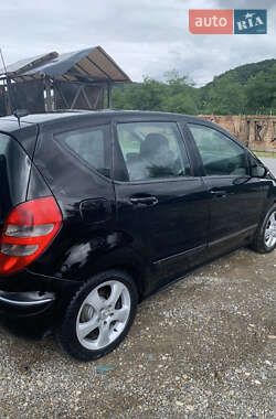 Хэтчбек Mercedes-Benz A-Class 2004 в 