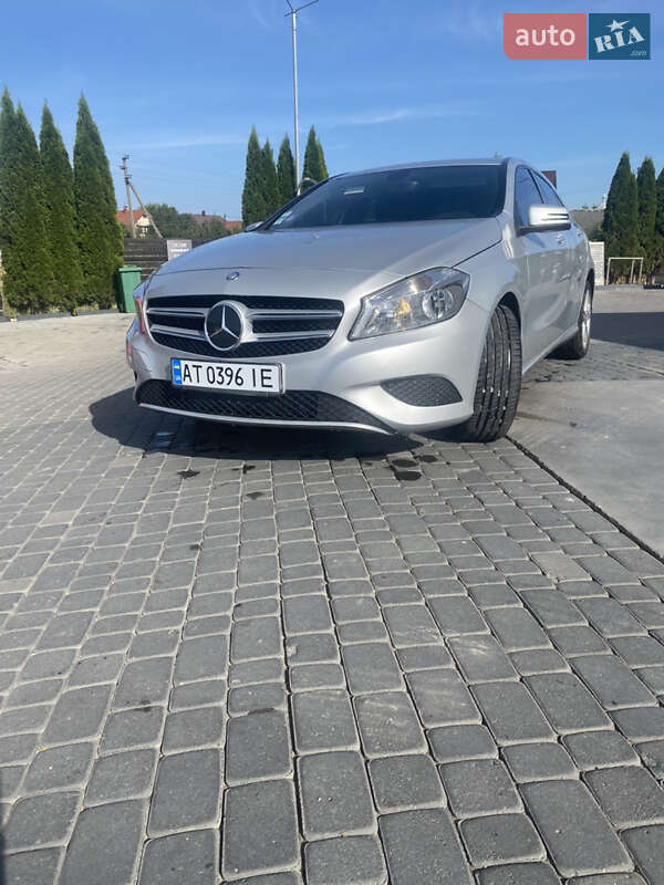 Хэтчбек Mercedes-Benz A-Class 2012 в Ивано-Франковске