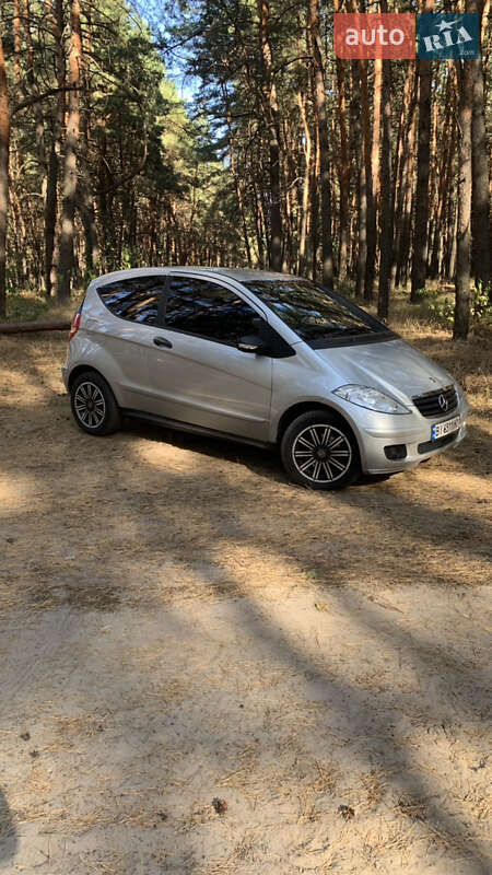 Купе Mercedes-Benz A-Class 2006 в Горішніх Плавнях