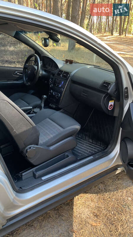 Купе Mercedes-Benz A-Class 2006 в Горішніх Плавнях