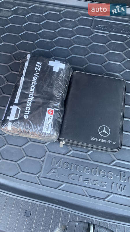 Купе Mercedes-Benz A-Class 2006 в Горішніх Плавнях