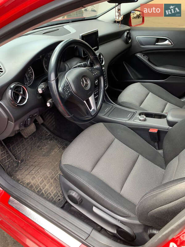 Хэтчбек Mercedes-Benz A-Class 2013 в Кривом Роге