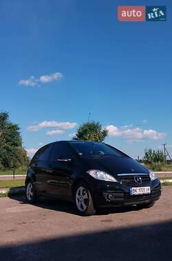 Хетчбек Mercedes-Benz A-Class 2008 в 