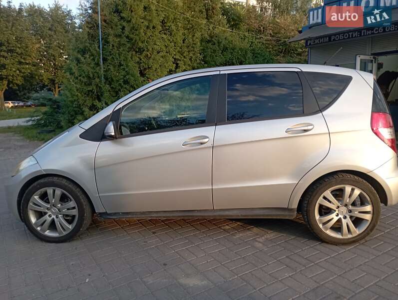 Mercedes-Benz A-Class 2010