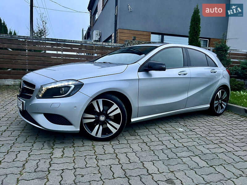 Хэтчбек Mercedes-Benz A-Class 2015 в Львове фото 11 Хэтчбек Mercedes-Benz A-Class 2015 в Львове