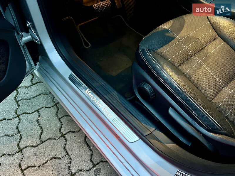 Хэтчбек Mercedes-Benz A-Class 2015 в Львове фото 25 Хэтчбек Mercedes-Benz A-Class 2015 в Львове