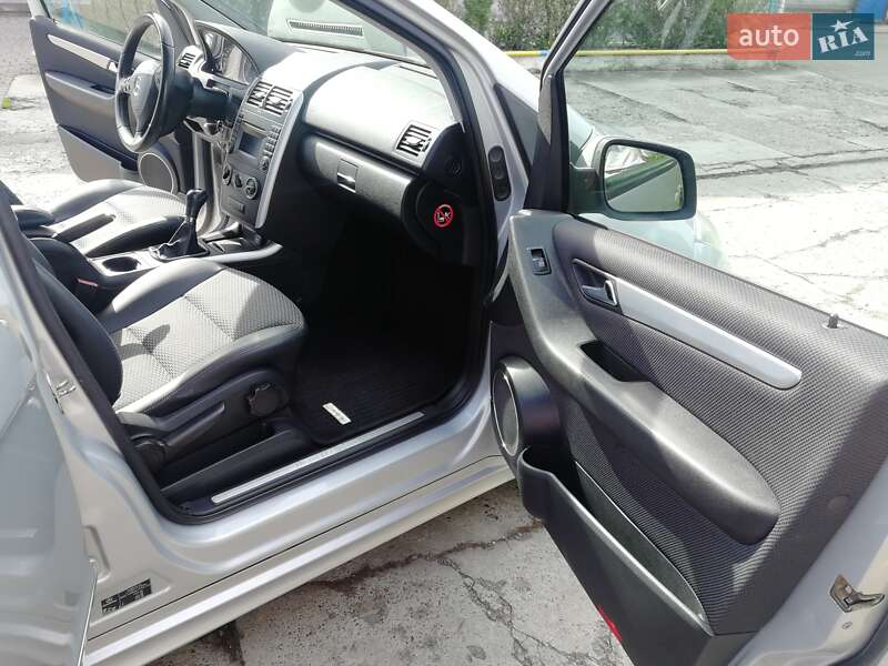 Хэтчбек Mercedes-Benz A-Class 2009 в Кицмани