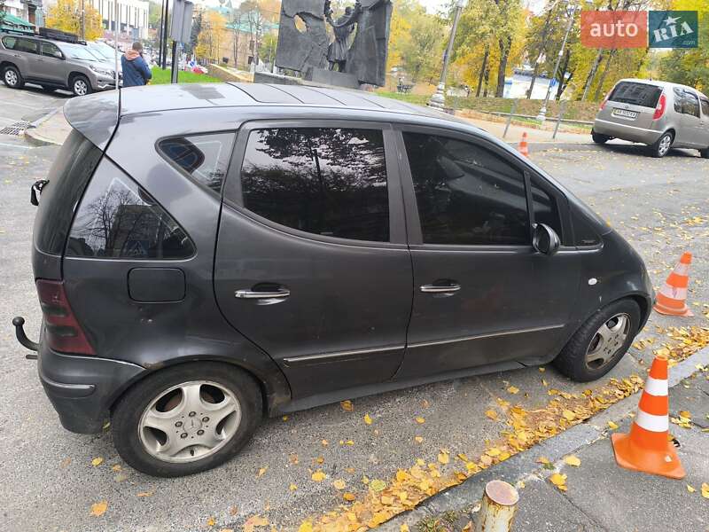 Хэтчбек Mercedes-Benz A-Class 2001 в Киеве фото 18 Хэтчбек Mercedes-Benz A-Class 2001 в Киеве