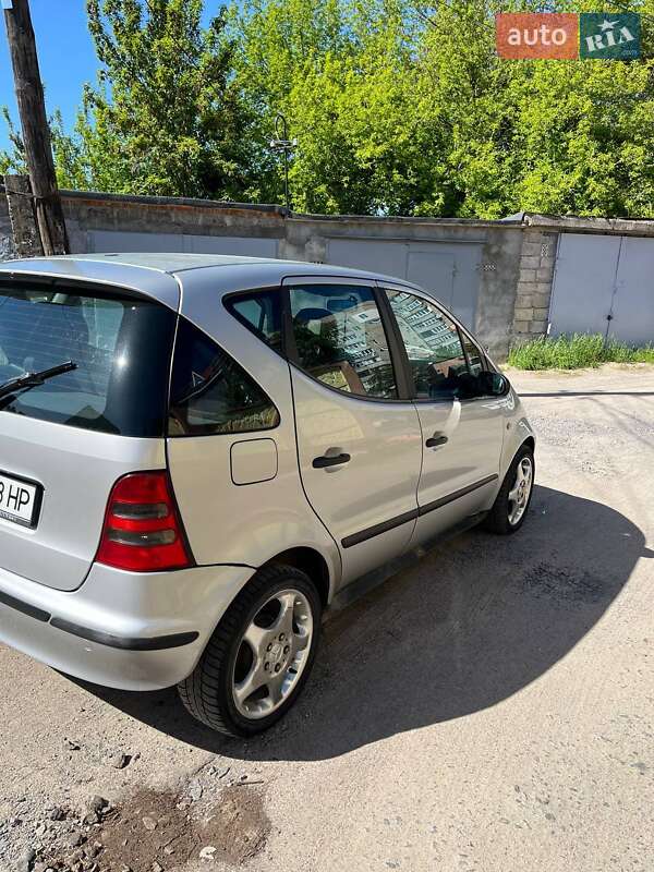 Хэтчбек Mercedes-Benz A-Class 2000 в Виннице