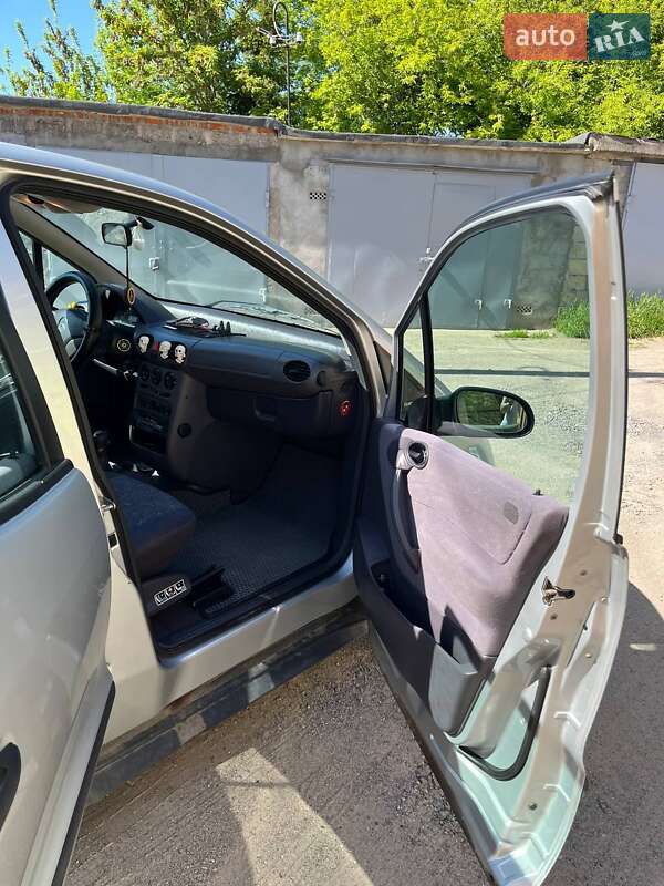 Хэтчбек Mercedes-Benz A-Class 2000 в Виннице