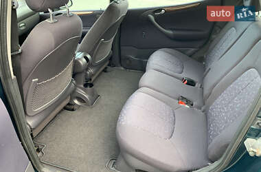Хэтчбек Mercedes-Benz A-Class 2003 в 