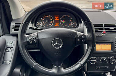 Хэтчбек Mercedes-Benz A-Class 2009 в Киеве