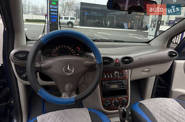 Хетчбек Mercedes-Benz A-Class 2002 в Дніпрі