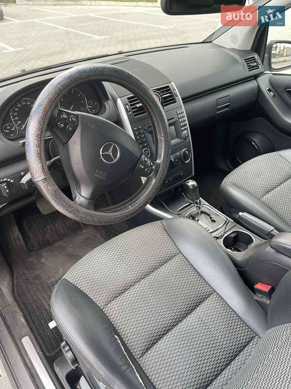 Хэтчбек Mercedes-Benz A-Class 2009 в Тернополе фото 2 Хэтчбек Mercedes-Benz A-Class 2009 в Тернополе