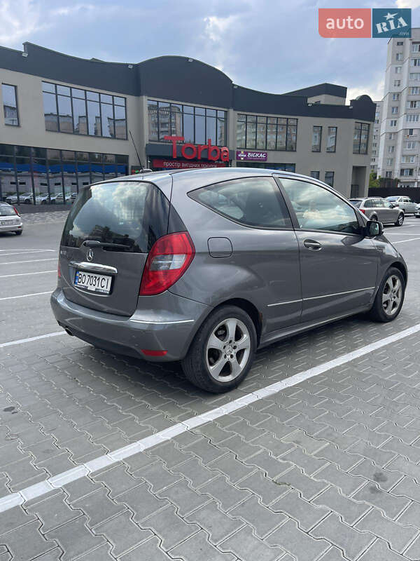 Хэтчбек Mercedes-Benz A-Class 2009 в Тернополе фото 4 Хэтчбек Mercedes-Benz A-Class 2009 в Тернополе