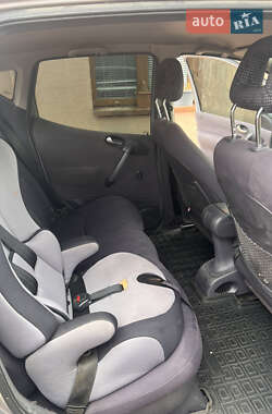Хэтчбек Mercedes-Benz A-Class 2000 в 