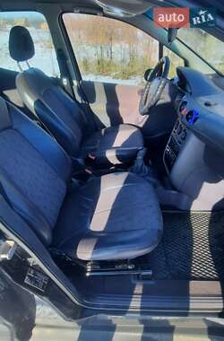 Хэтчбек Mercedes-Benz A-Class 2000 в 