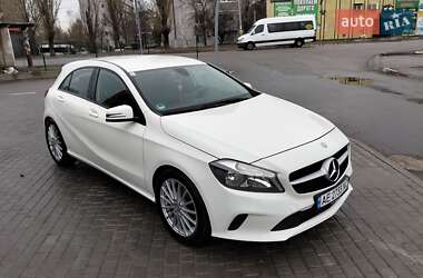 Хэтчбек Mercedes-Benz A-Class 2015 в Днепре