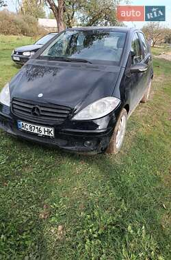 Хэтчбек Mercedes-Benz A-Class 2005 в Ратным