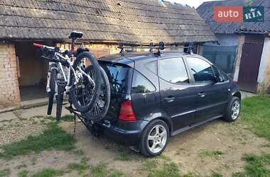 Хетчбек Mercedes-Benz A-Class 2000 в 