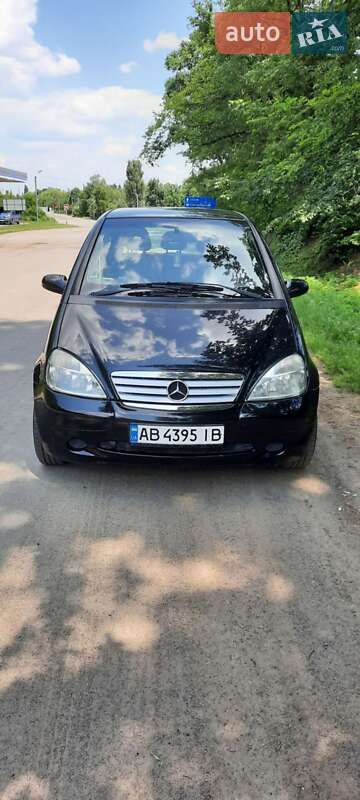 Хэтчбек Mercedes-Benz A-Class 2000 в 