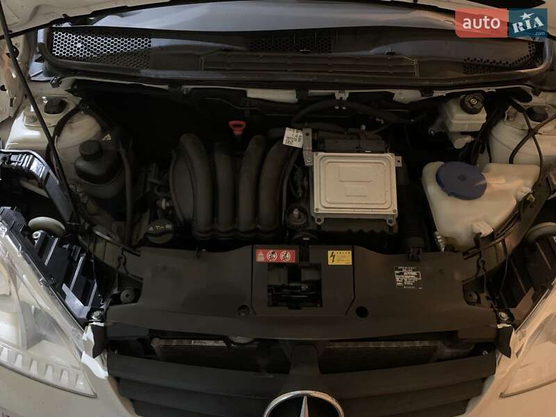 Хэтчбек Mercedes-Benz A-Class 2010 в Киеве фото 12 Хэтчбек Mercedes-Benz A-Class 2010 в Киеве