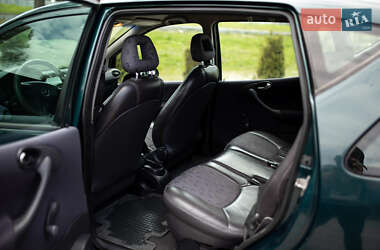Хэтчбек Mercedes-Benz A-Class 2002 в 