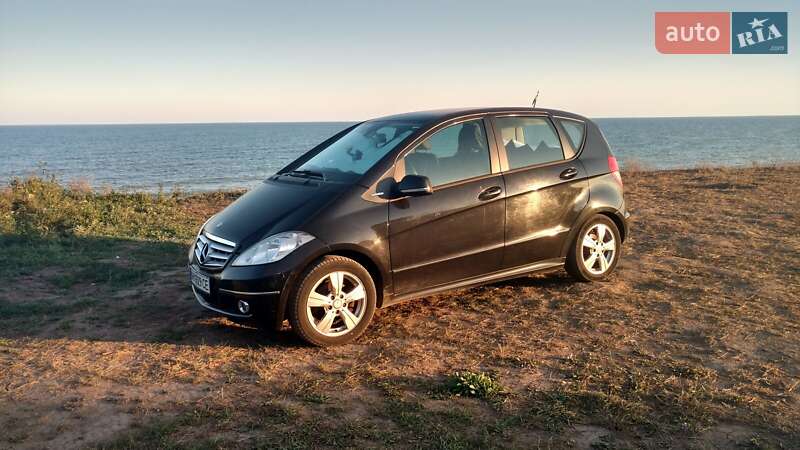 Хэтчбек Mercedes-Benz A-Class 2010 в Житомире