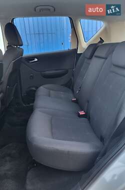Хетчбек Mercedes-Benz A-Class 2010 в 