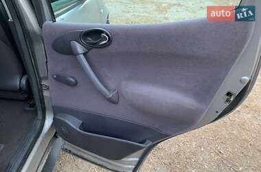 Хэтчбек Mercedes-Benz A-Class 2000 в 
