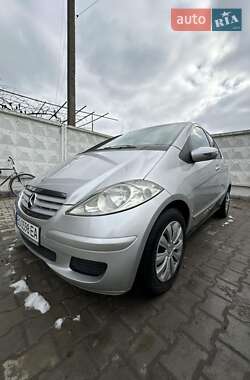 Хетчбек Mercedes-Benz A-Class 2005 в 
