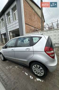 Хетчбек Mercedes-Benz A-Class 2005 в 