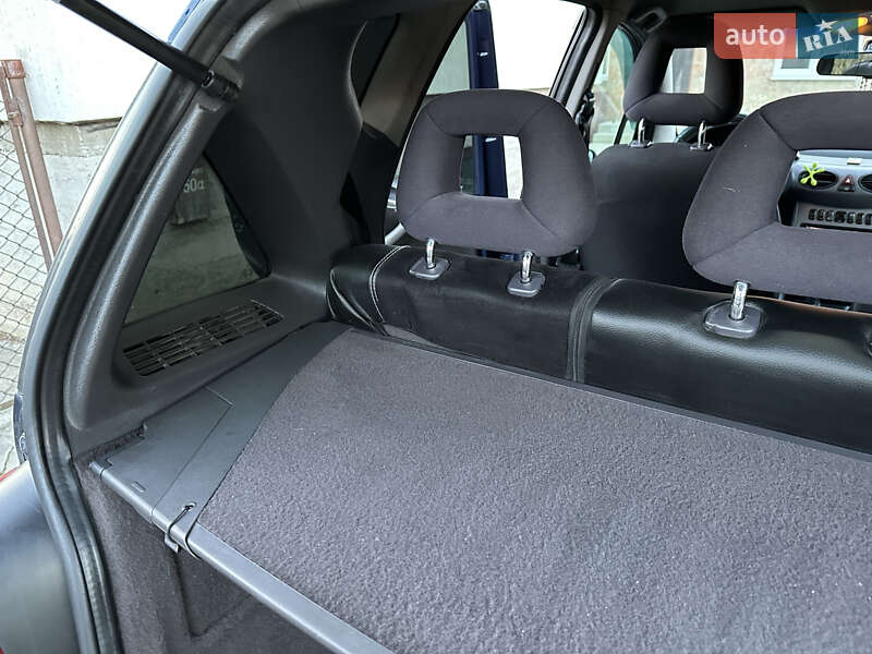 Хэтчбек Mercedes-Benz A-Class 2003 в Стрые фото 17 Хэтчбек Mercedes-Benz A-Class 2003 в Стрые