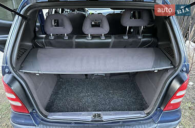 Хэтчбек Mercedes-Benz A-Class 2003 в 