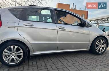 Хэтчбек Mercedes-Benz A-Class 2005 в 