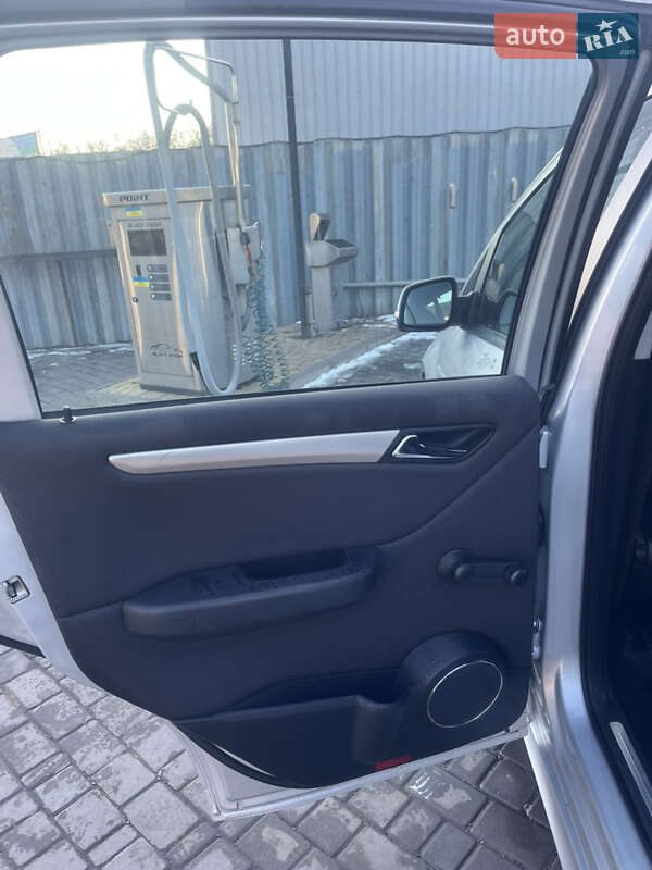 Хэтчбек Mercedes-Benz A-Class 2008 в Одессе фото 36 Хэтчбек Mercedes-Benz A-Class 2008 в Одессе