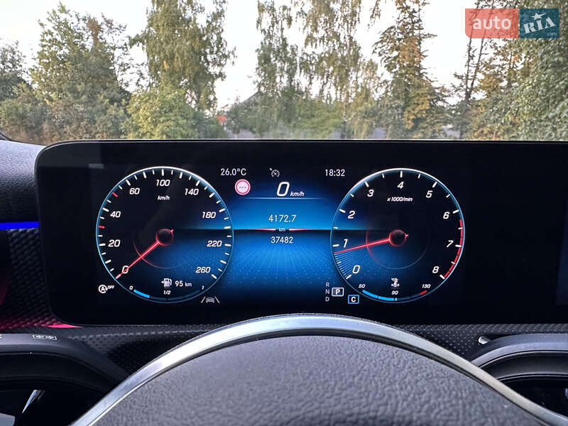 Хэтчбек Mercedes-Benz A-Class 2019 в Лохвице