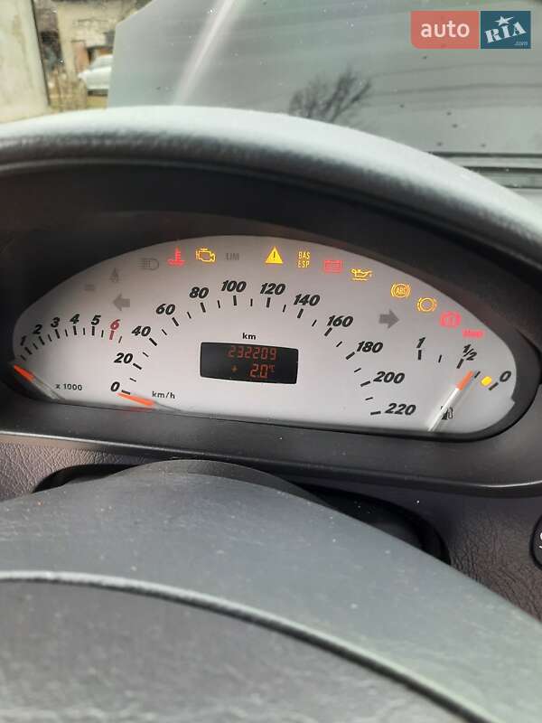 Хетчбек Mercedes-Benz A-Class 2002 в Брусилові