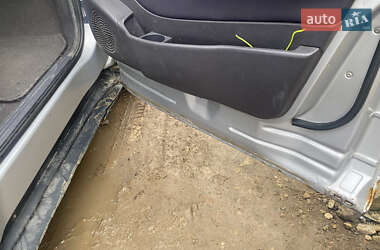 Хэтчбек Mercedes-Benz A-Class 2002 в 