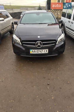 Хэтчбек Mercedes-Benz A-Class 2015 в Киеве