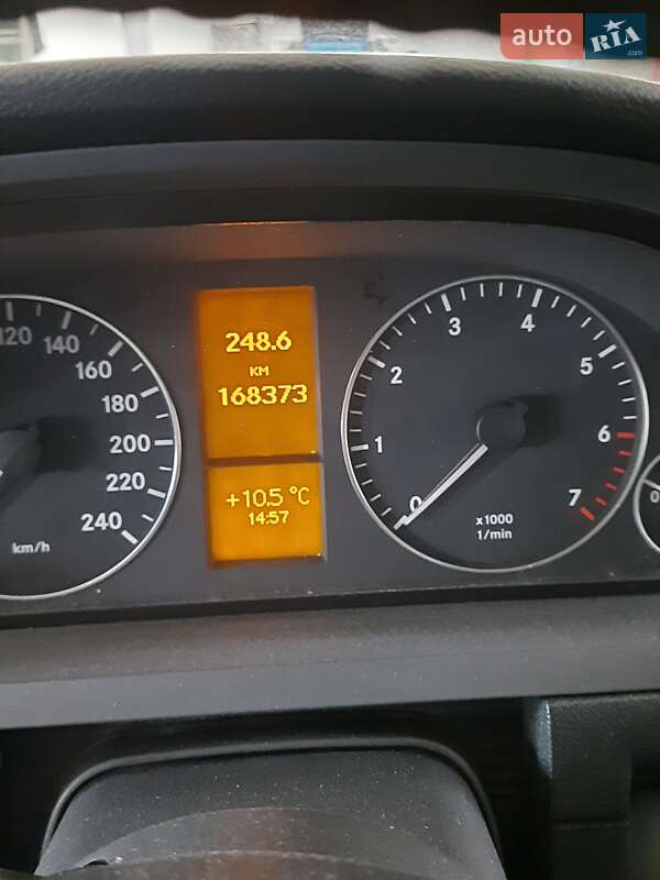 Хэтчбек Mercedes-Benz A-Class 2010 в Каменец-Подольском фото 6 Хэтчбек Mercedes-Benz A-Class 2010 в Каменец-Подольском