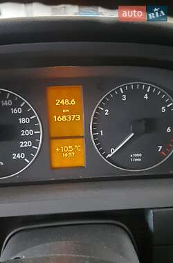 Хэтчбек Mercedes-Benz A-Class 2010 в 