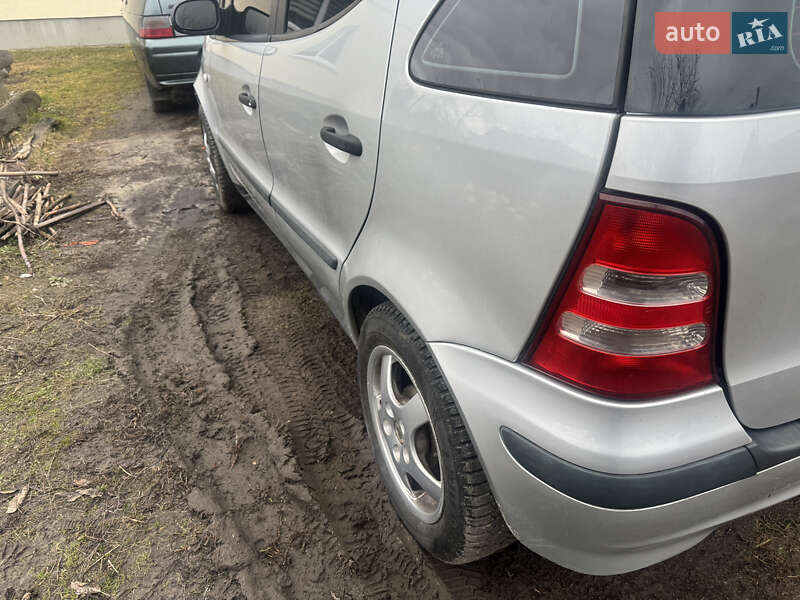 Хэтчбек Mercedes-Benz A-Class 2001 в Заречном