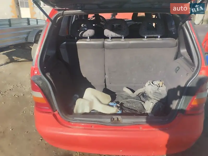 Хэтчбек Mercedes-Benz A-Class 1998 в 