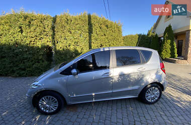 Хэтчбек Mercedes-Benz A-Class 2006 в 