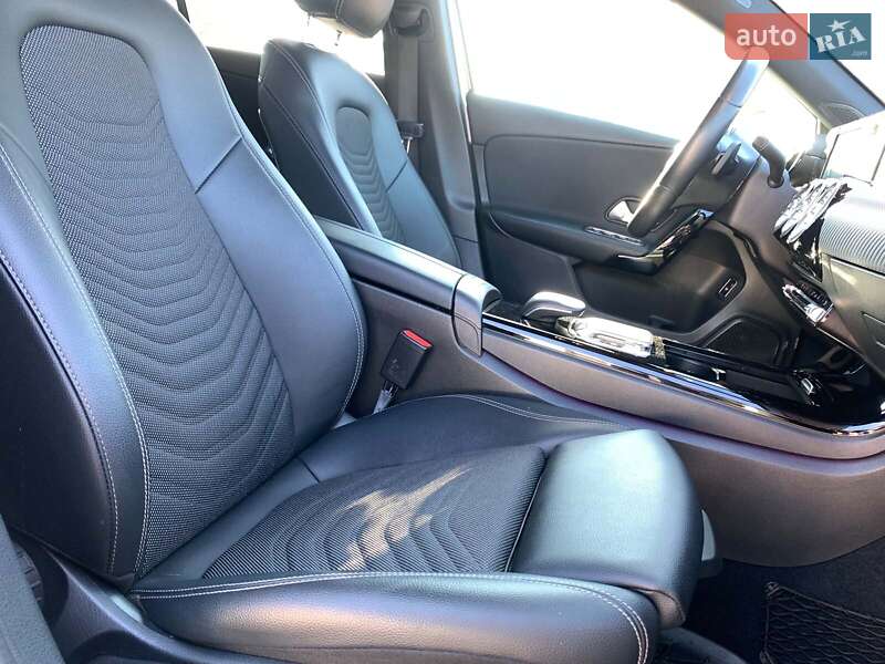 Седан Mercedes-Benz A-Class 2019 в Виннице