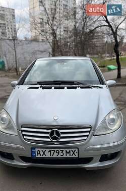 Хэтчбек Mercedes-Benz A-Class 2005 в 