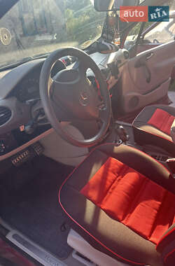 Хэтчбек Mercedes-Benz A-Class 2000 в 