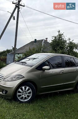 Хэтчбек Mercedes-Benz A-Class 2005 в 